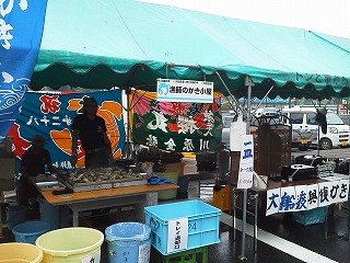 漁師のカキ小屋
